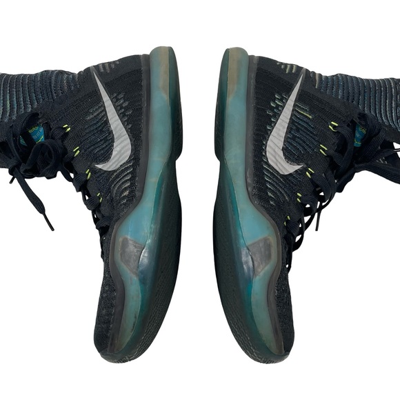 Nike Kobe 10 Elite Commander Size 10 Black Sneakers (Retail Price $300) - Picture 6 of 8